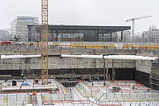 Winter 2024 Blick in die Baugrube, auf die Neue Nationalgalerie