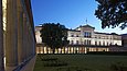 Blick vom Kolonnadenhof auf das Neue Museum