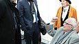 Hermann Parzinger und Michael Müller begrüßen Ulla und Heiner Pietzsch