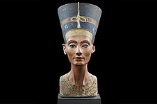 Colorful bust of the Egyptian Queen Nefertiti