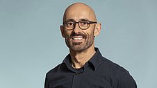 Porträtfoto eines Mannes mit Bart und Brille, Martin Maischberger