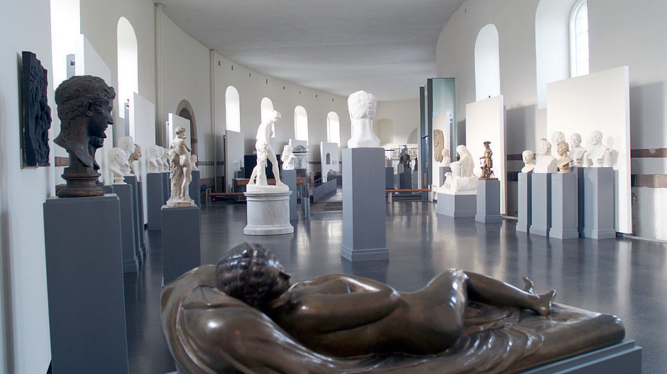 View into the gallery of the Christian Daniel Rauch Museum