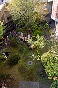 Kunstgewerbemuseum Blick in einen Museumsgarten