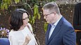 Ein Mann und eine Frau im Gespräch