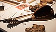 Historische Musikinstrumente und Materialien