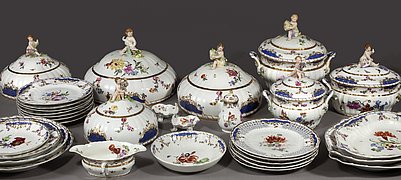 Historisches Porzellanservice