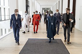 Nigerianische Delegation besucht Berlin Nigerianische Delegation besucht das Humboldt Forum