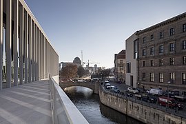 Blick von der Terrasse in Richtung Humboldt Forum