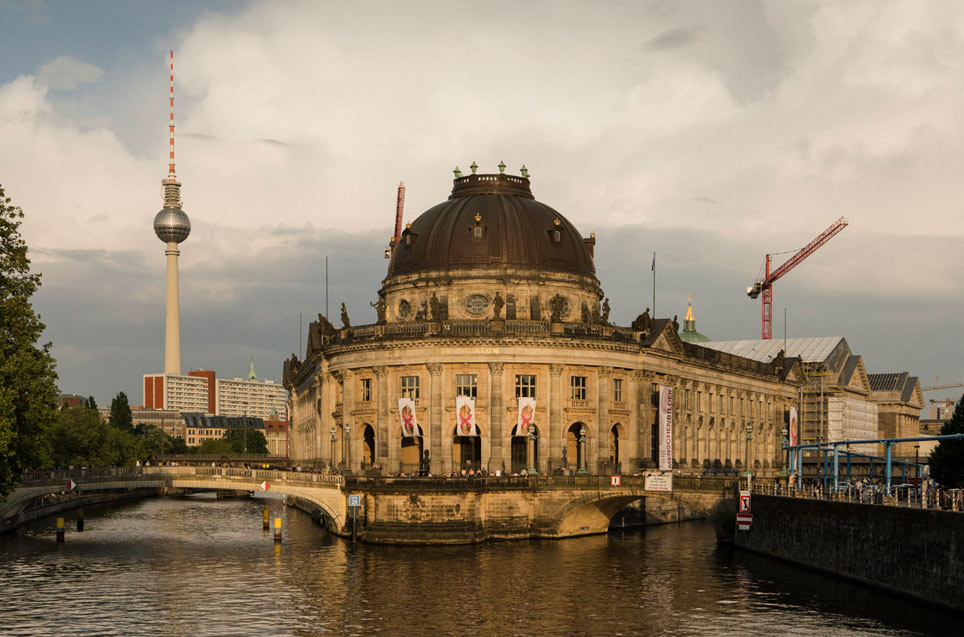 Das westliche Ende der Museumsinsel markiert das Bode-Museum © Max Zerrahn Das westliche Ende der Museumsinsel markiert das Bode-Museum