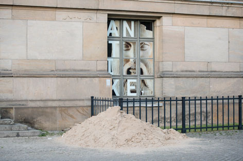 © Max Zerrahn Fenster eines Museums