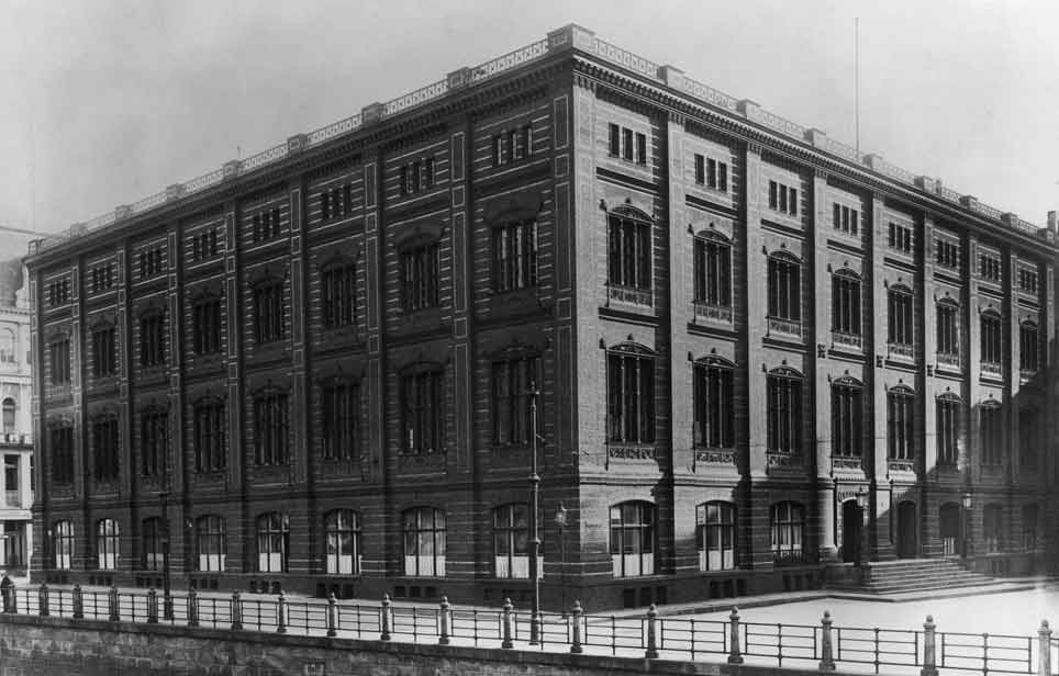 Die Bauakademie am Schinkelplatz 1890 © bpk Die Bauakademie am Schinkelplatz 1890