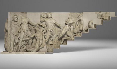 Pergamonaltar, Ansicht Gigantenfries / Nordrisalit, Rendering mit Autodesk 3DS Max in virtueller Beleuchtungssituation