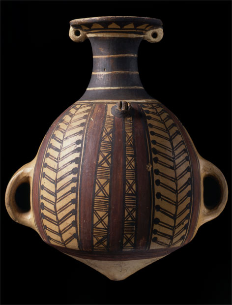 Plant pattern: The Inca represented corn plants on this clay pot (aribalo) Tongefäß in Form einer Amphore