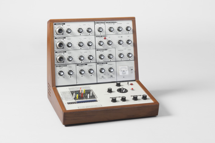 VCS 3 Synthesizer