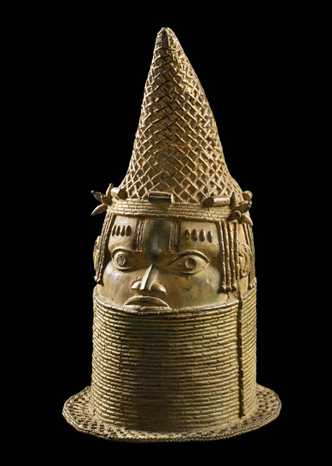 Gedenkkopf einer Königinmutter aus dem Königreich Benin Bronzefigur eines Kopfes