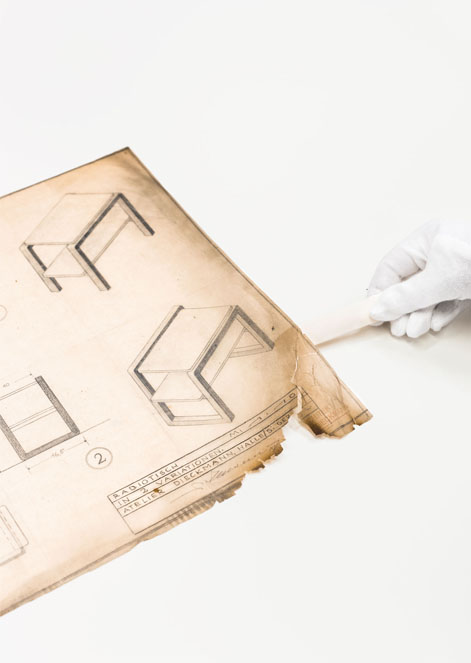 Nachlass Erich Dieckmann, Entwurf mit Brandschaden, Kunstbibliothek © SPK / Anna Szkoda Nachlass Erich Dieckmann, Entwurf mit Brandschaden, Kunstbibliothek