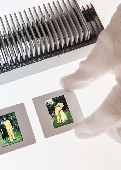 Nachlass Leni Riefenstahl, Dias mit Bianca und Mick Jagger, Museum für Fotografie © SPK / Anna Szkoda Nachlass Leni Riefenstahl, Dias mit Bianca und Mick Jagger, Museum für Fotografie