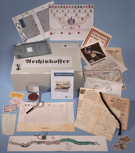 Geschichte to go: Der Archivkoffer des GStA © GStA / Vinia Rutkowski Geschichte to go: Der Archivkoffer des GStA
