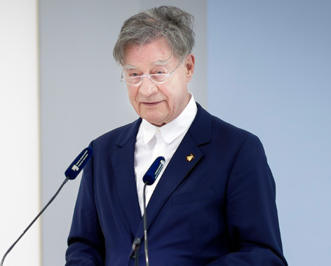 Heiner Bastian (opens enlarged image)