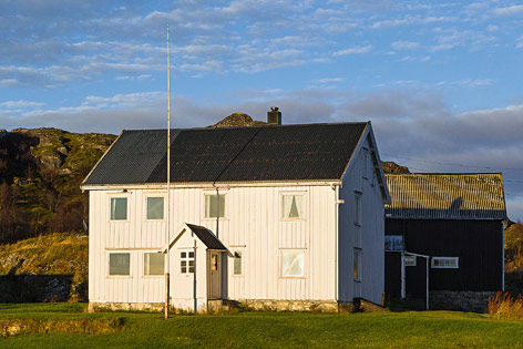 Kapitänshaus auf der Insel Risøya