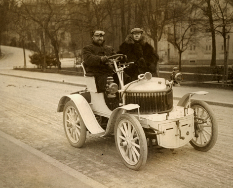 Der andere Hofmann: ein vernarrter Automobilist und Erfinder mit 70 Patenten © SIM-PK, Hofmann-Archiv Der andere Hofmann: ein vernarrter Automobilist und Erfinder mit 70 Patenten