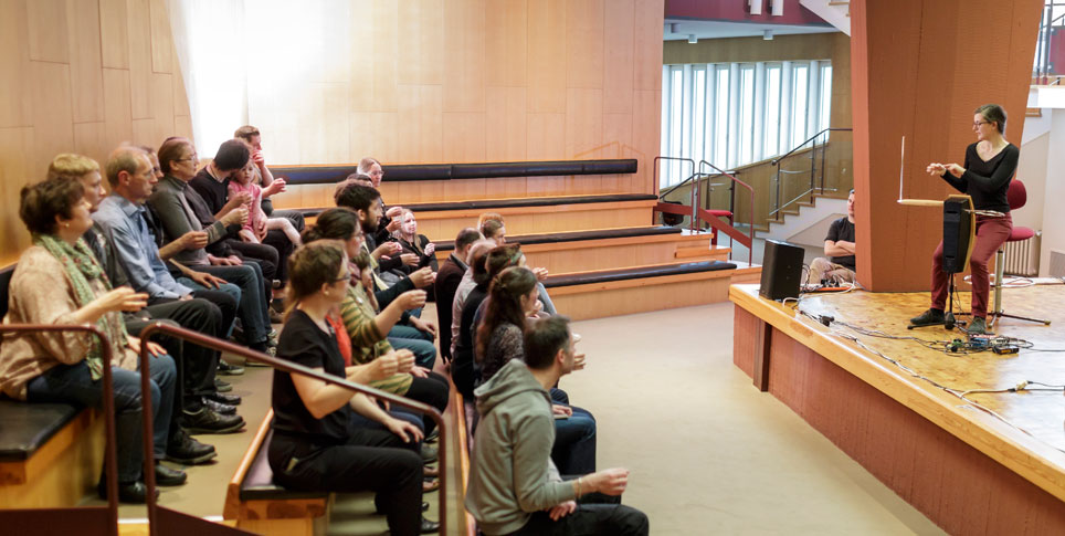 Theremin-Workshop im Staatlichen Institut für Musikforschung