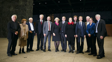Empfang in der Neuen Nationalgalerie als Dank für die Entscheidung zum Neubau am Kulturforum Gruppenbild beim Empfang in der Neuen Nationalgalerie