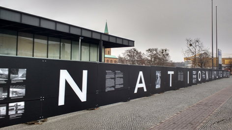 Die „Open-Air-Ausstellung“ an der Neuen Nationalgalerie