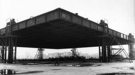 Eine der Architekturikonen des Kulturforums: Die unvollendete Neue Nationalgalerie (1967)