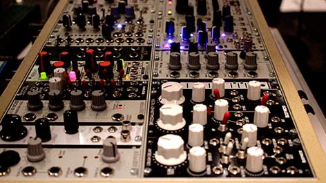 Musik für Lautprecher und Raum 