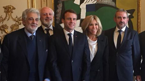 Gruppenfoto mit Emmanuel Macron und Hermann Parzinger 