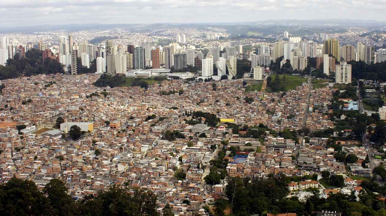 Favela Paraisopolis, Morumbi Stadtansicht von oben