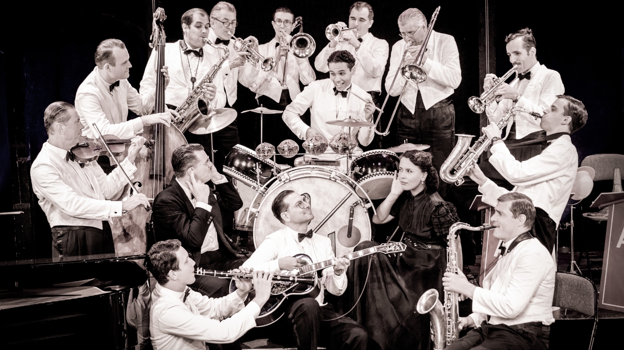 Ein Orchester im 20er-Jahre-Look